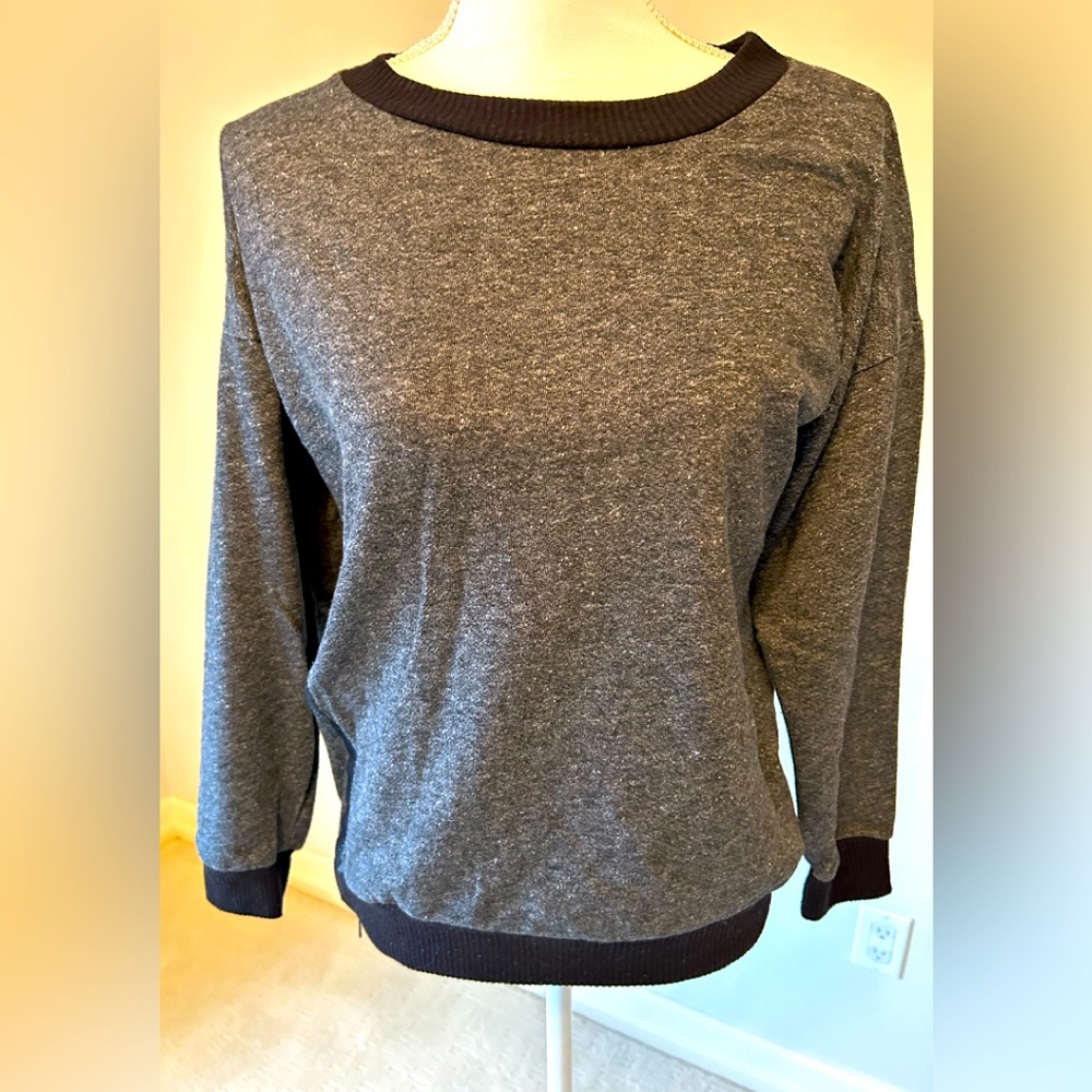 Akira Chicago top